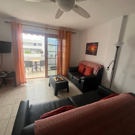 Garden City, San Eugenio Apartment
